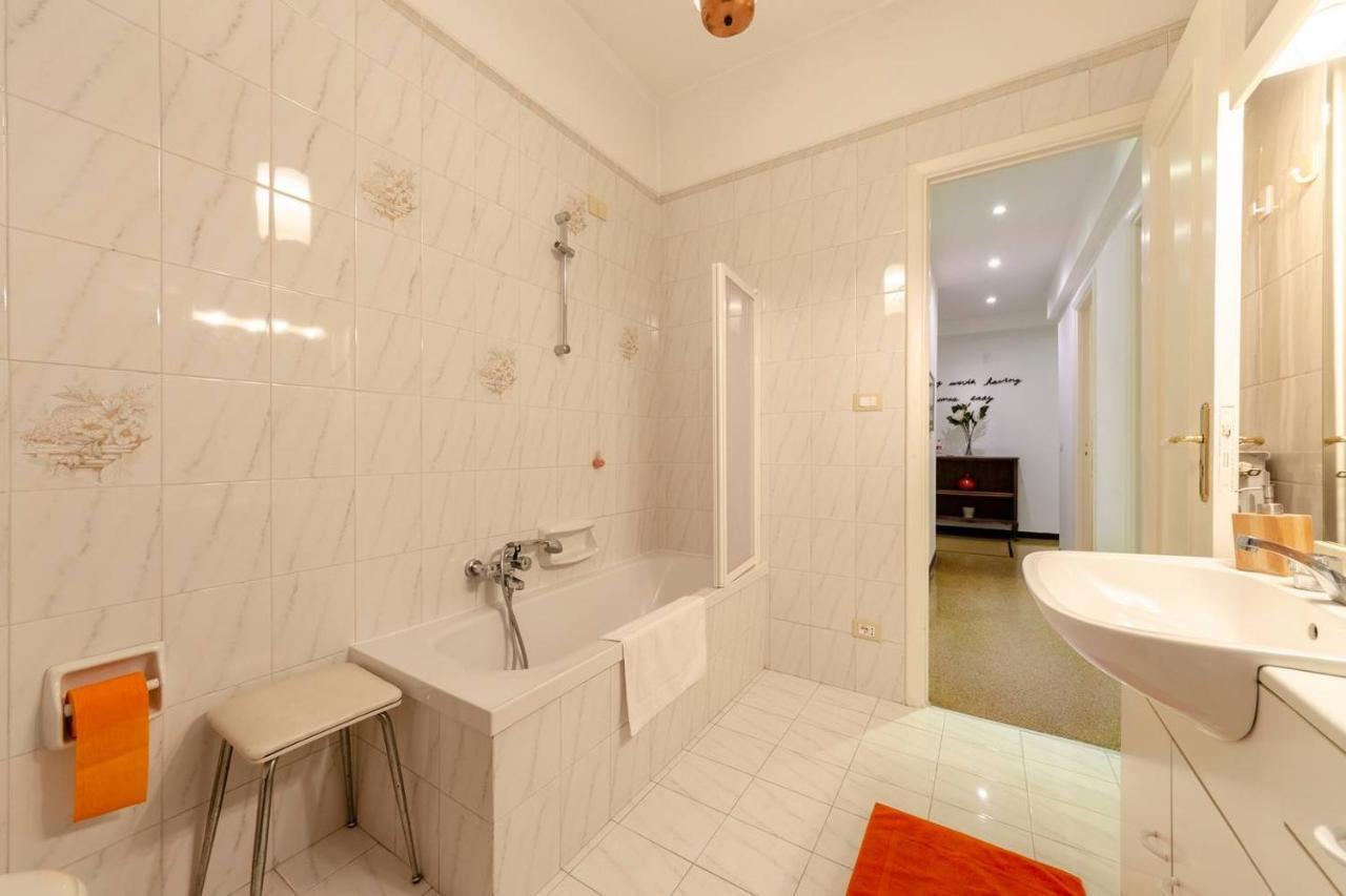 Апартаменти Altido Family Apt For 6 Located Minutes From The Sea Генуя Екстер'єр фото